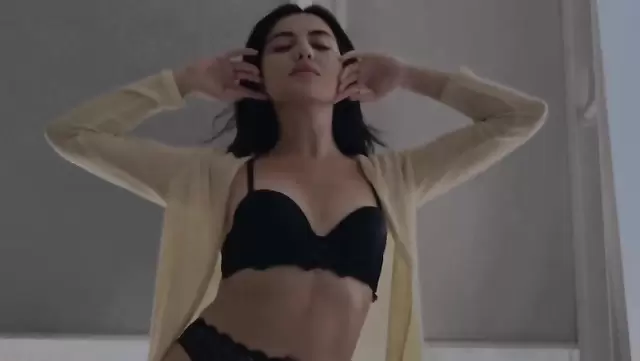 Beautiful Muslim nymph shows off her body in new lingerie