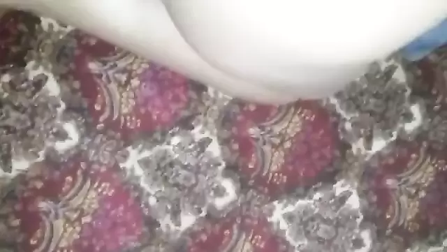 Fucked a big ass Iranian girl doggy style and recorded the video in memory